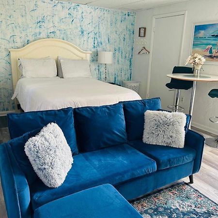 Cozy Studio Only 10 Minutes By Car Of Siesta Key Сарасота Екстериор снимка